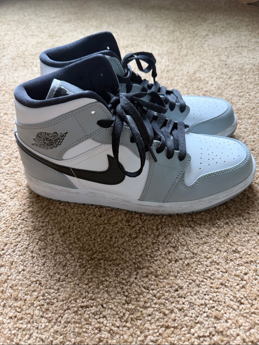 Air Jordan Mid 1- Light Smoke Gray